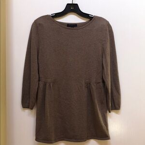 BANANA REPUBLIC Crew Neck Pull Over Sweater - Wheat/ Tan/ Heather- Medium